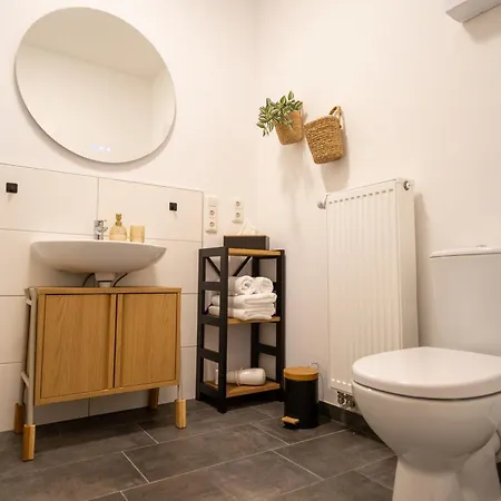 Wohlfuehl-apartment Waldschimmer, Extra Komfort Fuer Business & Urlaub Unterluss